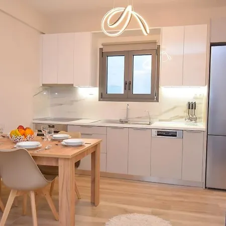 2 Min From Διαμέρισμα *