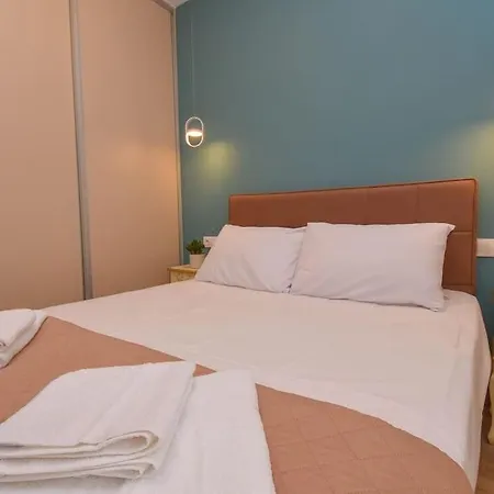 2 Min From * Ρέθυμνο