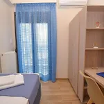 2 Min From Apartment