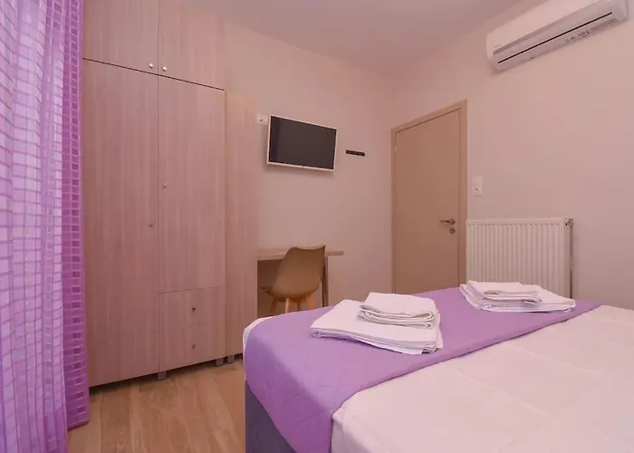 2 Min From * Rethymno