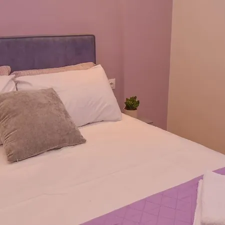 2 Min From Apartman *