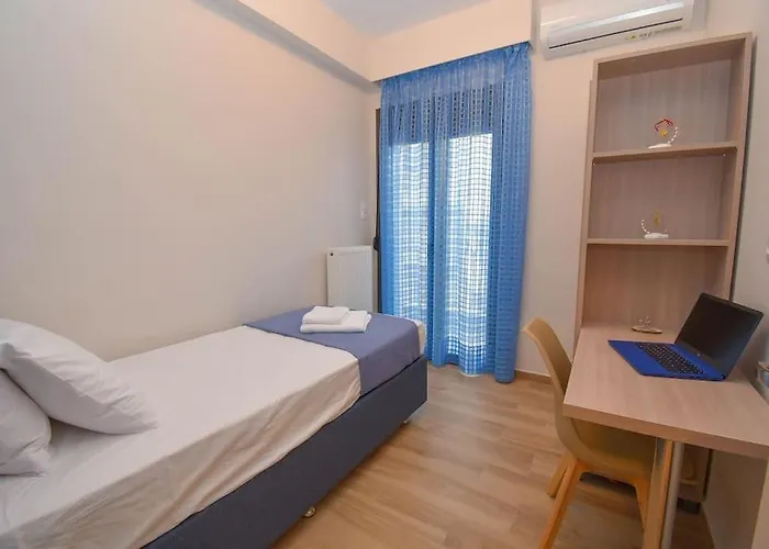 2 Min From Апартаменты Ретимно