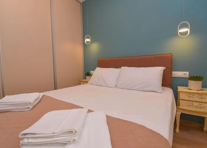 2 Min From * Ретимно